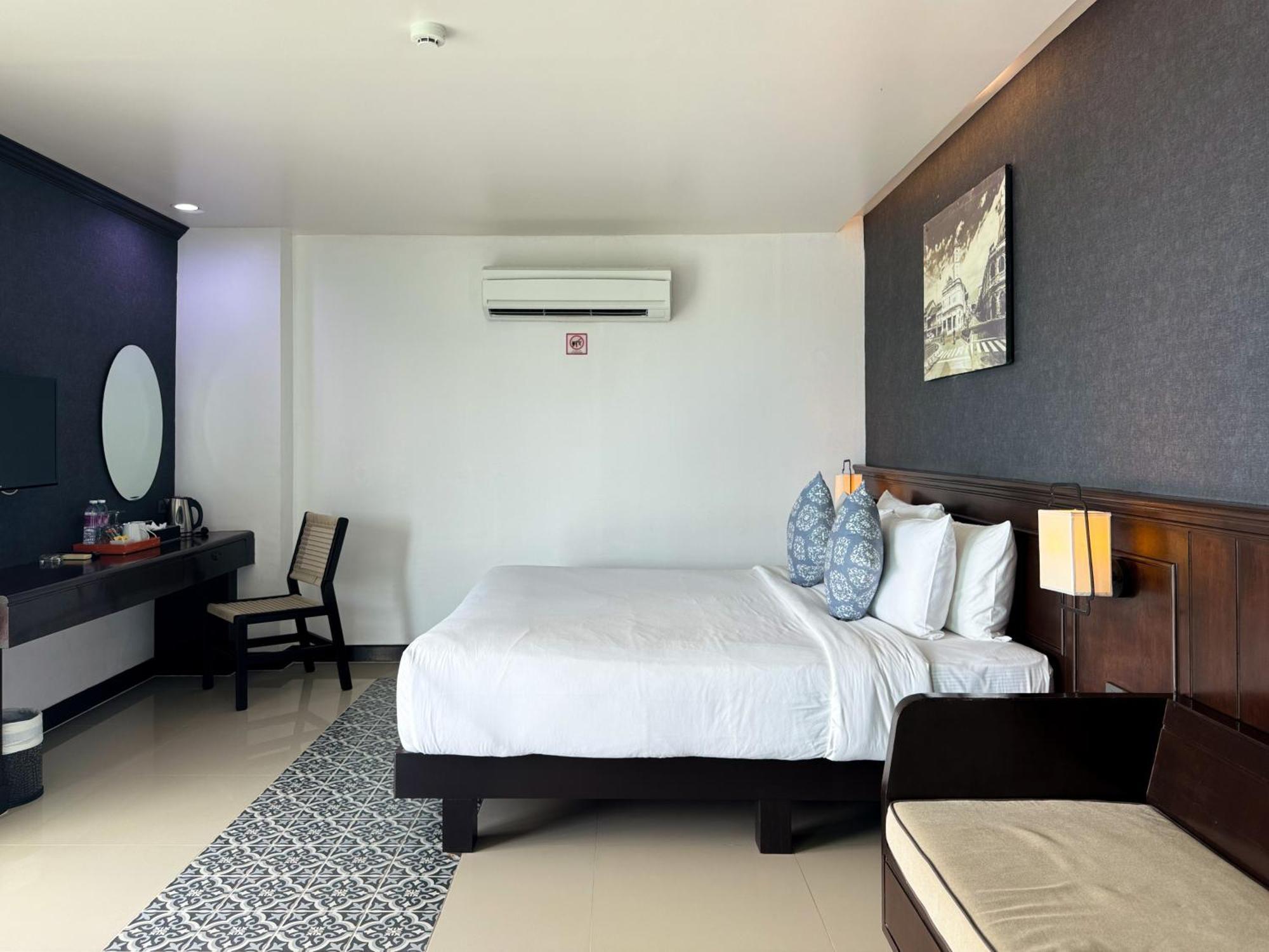 Grand Supicha City Hotel - Sha Plus Phuket Eksteriør bilde